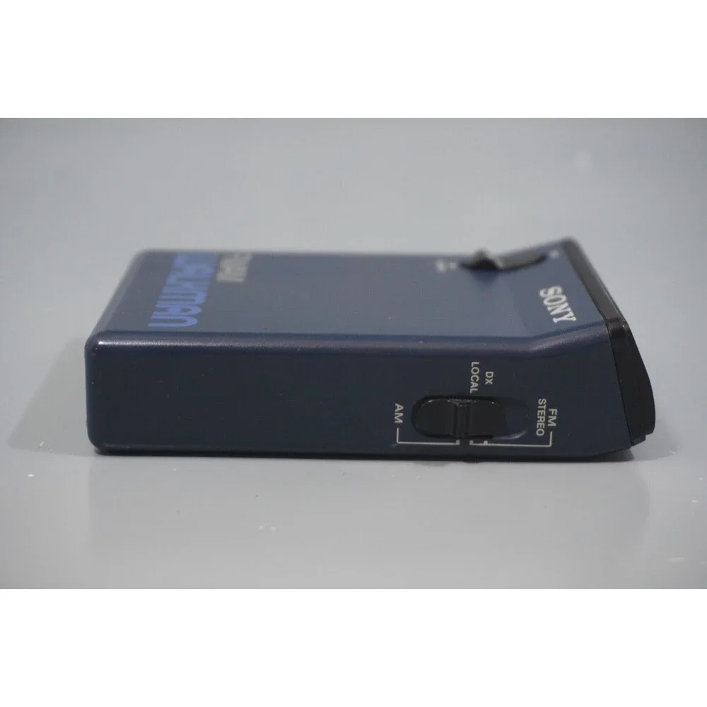 Sony FM/AM Radio Walkman SRF-33W Dark Blue Tested & Working